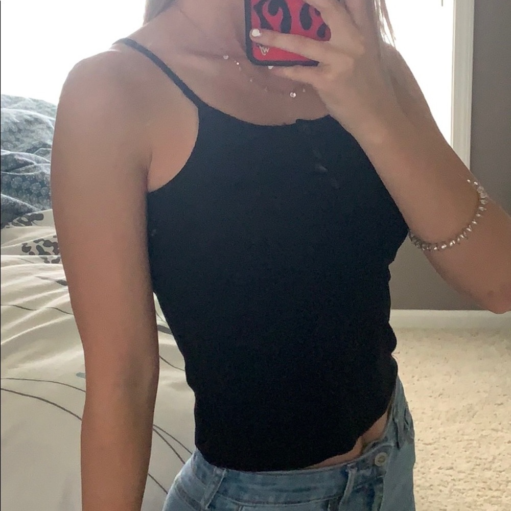 Black tank-top